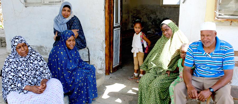 20 members of the Amir family live in this Gaza home not is not connected to a sewage system. Photo: Oxfam 20 members of the Amir family live in this Gaza home not is not connected to a sewage system. Photo: Oxfam