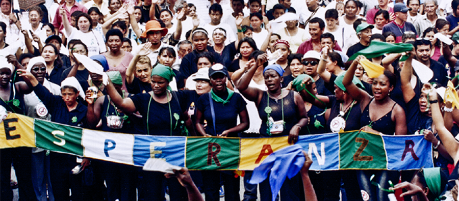 Manifestación por la visibilización de los efectos de la guerra en la vida de las mujeres en Colombia. Foto: Santiago Aguirre Manifestación por la visibilización de los efectos de la guerra en la vida de las mujeres en Colombia. Foto: Santiago Aguirre