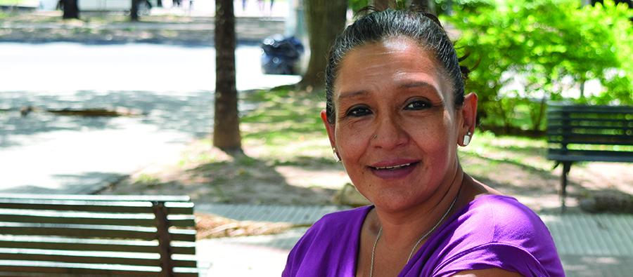 María es una activista que protege los derechos de las mujeres y niñas en Bolivia. Ella volvió a nacer cuando eligió una vida propia. En Bolivia María lucha contra la violencia a mujeres y niñas.