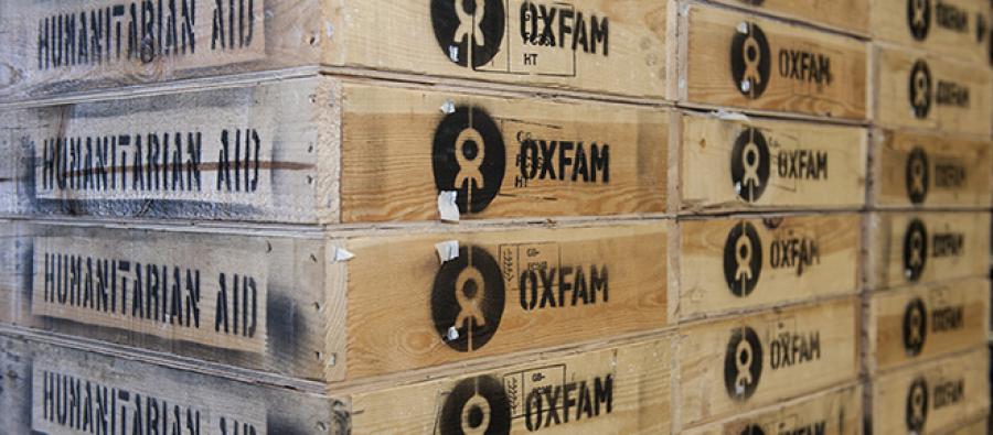 Oxfam loads £105,000 (20 tonnes) worth of water tanks and sanitation equipment bound for Syria. Photo credit: Eleanor Farmer