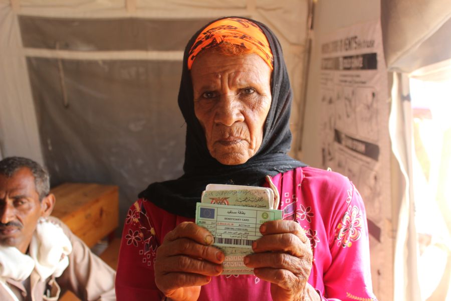 Kadafish is one of 45,000 people in Abs who received 24,500 Yemeni riyals in cash (around $100) from Oxfam to be able to buy food. Kadafish is one of 45,000 people in Abs who received 24,500 Yemeni riyals in cash (around $100) from Oxfam to be able to buy food.